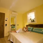 Bed and Breakfast Da Cesare Μοντερόσο αλ Μάρε